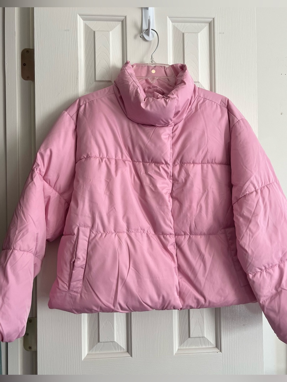 Old Navy Pink Puffer Jacket Size Small Petite